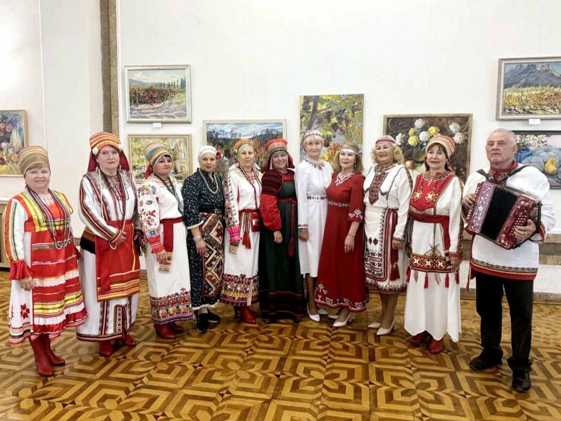 Выставка национально-культурных обществ прошла в Севастопольском центре культуры и искусств Выставка национально-культурных обществ прошла в Севастопольском центре культуры и искусств