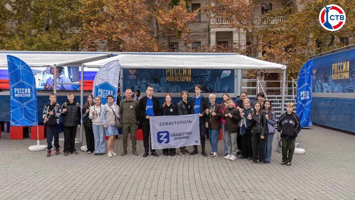 Мир славянской эстетики и модный показ прямо в троллейбусе: в Севастополе прошла просветительская программа Мир славянской эстетики и модный показ прямо в троллейбусе: в Севастополе прошла просветительская программа
