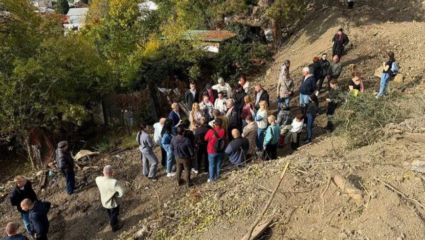 «Может привести к трагедии»: в Ялте разгорается битва за Поликуровский холм «Может привести к трагедии»: в Ялте разгорается битва за Поликуровский холм