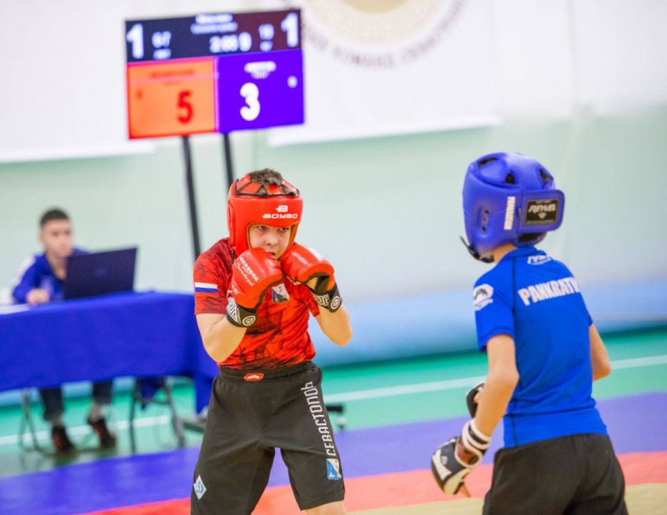 В Севастополе прошли поединки Чемпионата и Первенства города по панкратиону В Севастополе прошли поединки Чемпионата и Первенства города по панкратиону