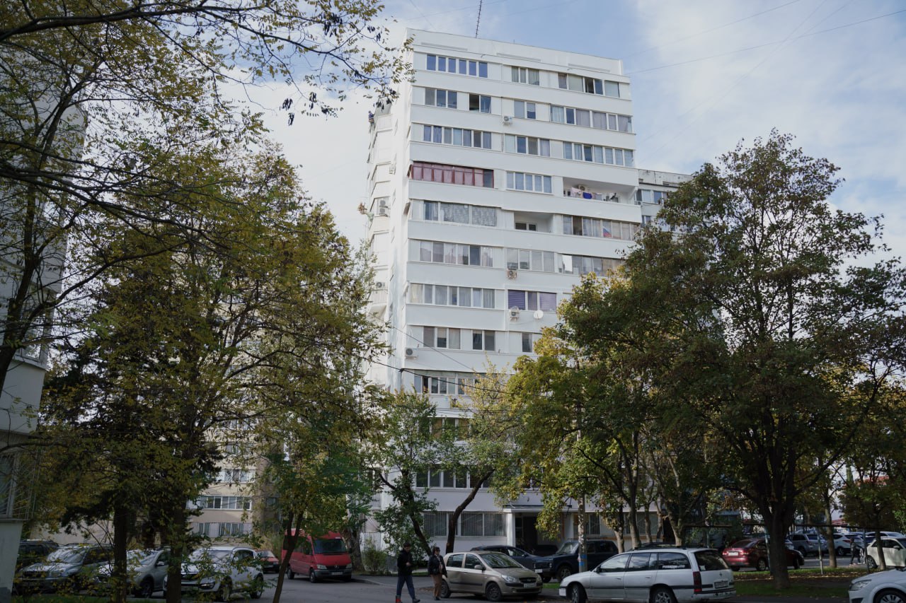 Севастопольский фонд капремонта досрочно начал обновлять фасады домов на проспекте Генерала Острякова Севастопольский фонд капремонта досрочно начал обновлять фасады домов на проспекте Генерала Острякова