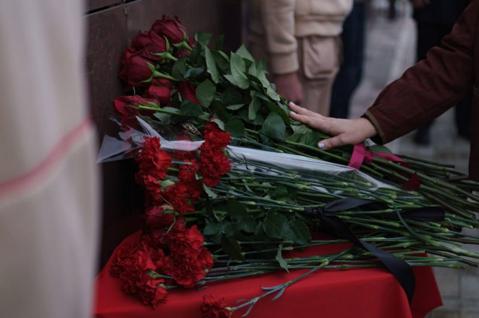 В Севастополе открыли мемориальную доску ефрейтору, Герою России Никите Мечтанову В Севастополе открыли мемориальную доску ефрейтору, Герою России Никите Мечтанову