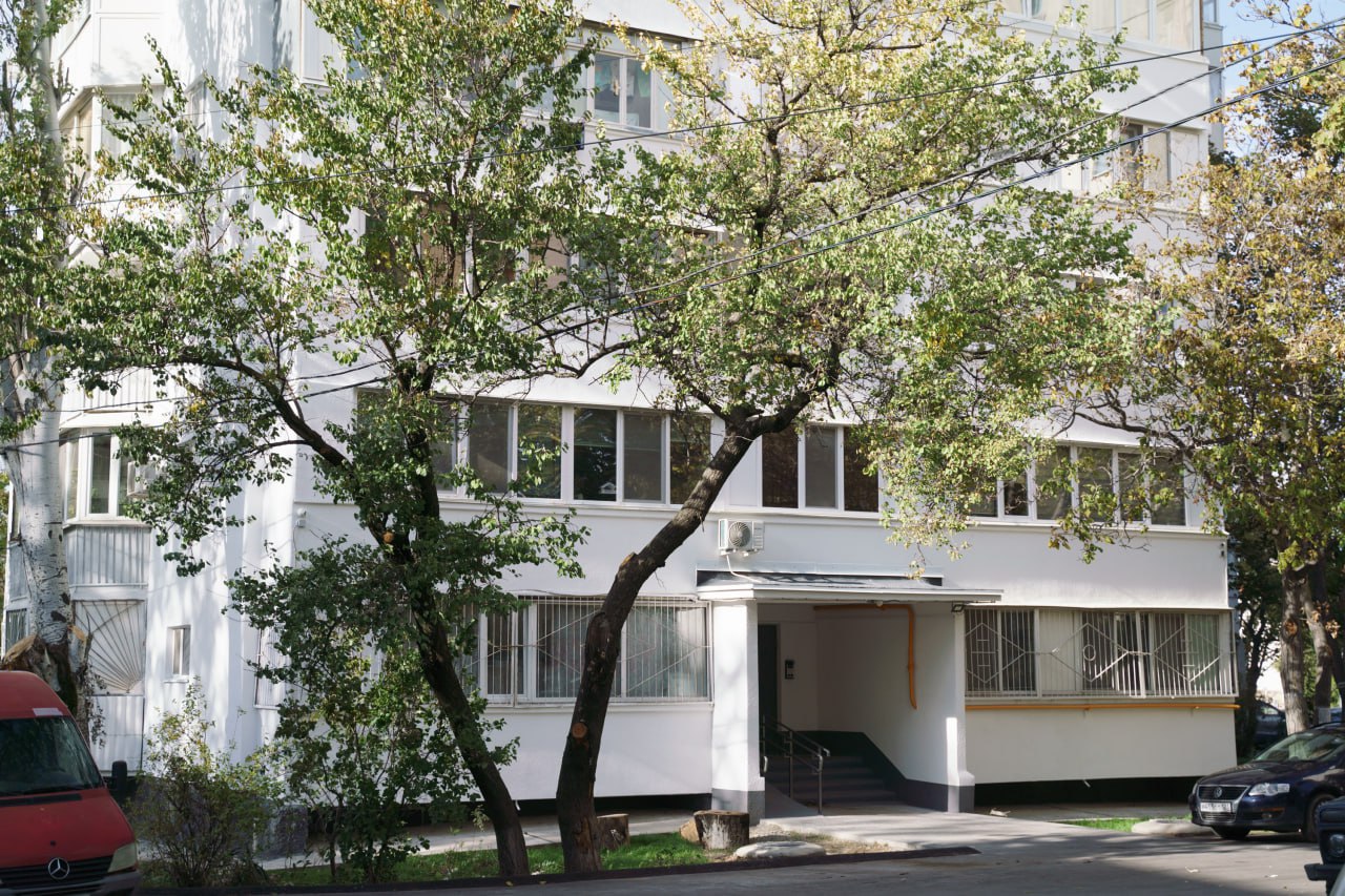 Севастопольский фонд капремонта досрочно начал обновлять фасады домов на проспекте Генерала Острякова Севастопольский фонд капремонта досрочно начал обновлять фасады домов на проспекте Генерала Острякова