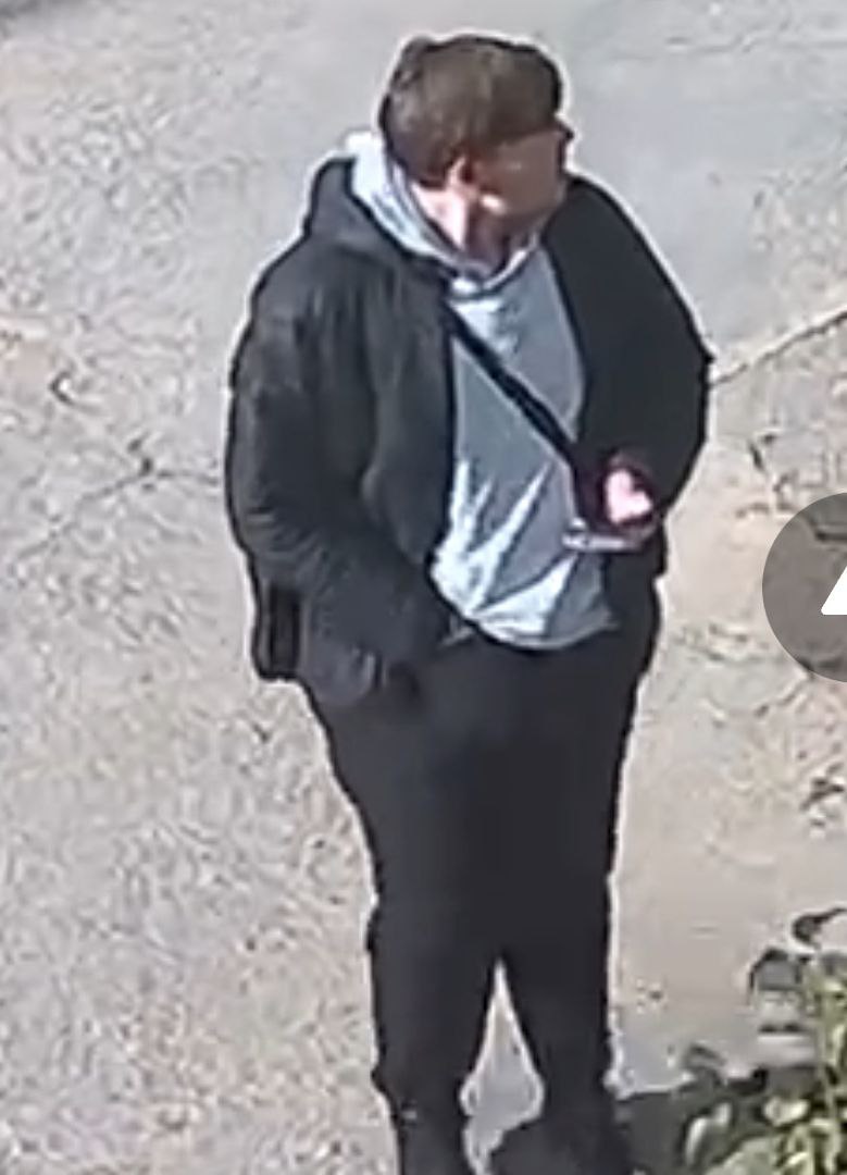 Полиция Севастополя устанавливает личность мужчины для оказания помощи Полиция Севастополя устанавливает личность мужчины для оказания помощи