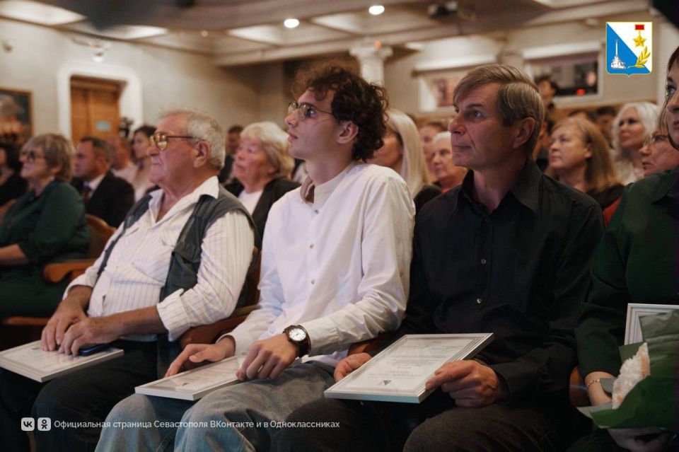 ��� �������������������� ����� �.�. ����������� � 75!