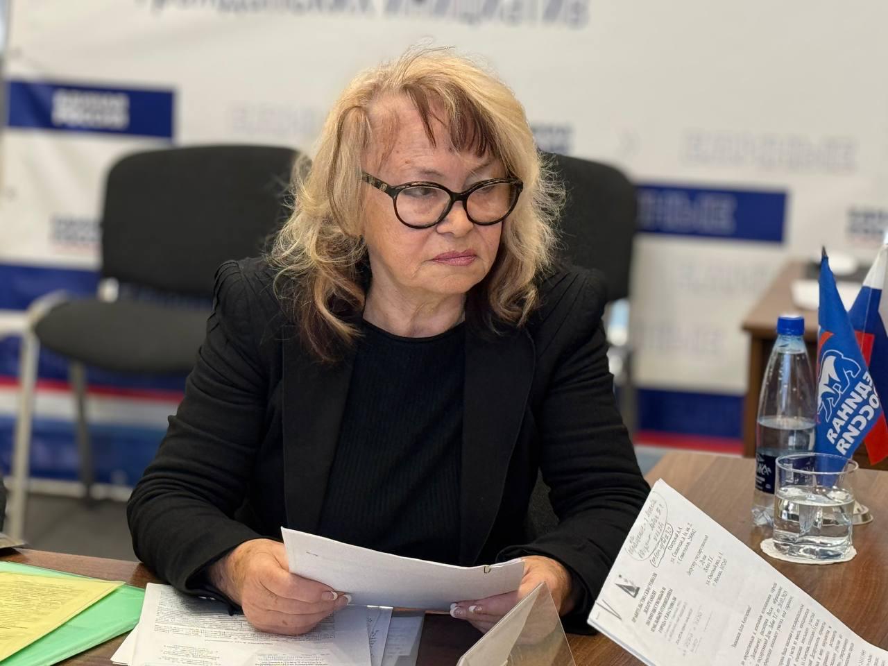 Татьяна Лобач: На площадке Региональной общественной приёмной Председателя партии «Единая Россия» Д.А. Медведева провела плановый приём граждан по вопросам жилищно-коммунального хозяйства. Татьяна Лобач: На площадке Региональной общественной приёмной Председателя партии «Единая Россия» Д.А. Медведева провела плановый приём граждан по вопросам жилищно-коммунального хозяйства.