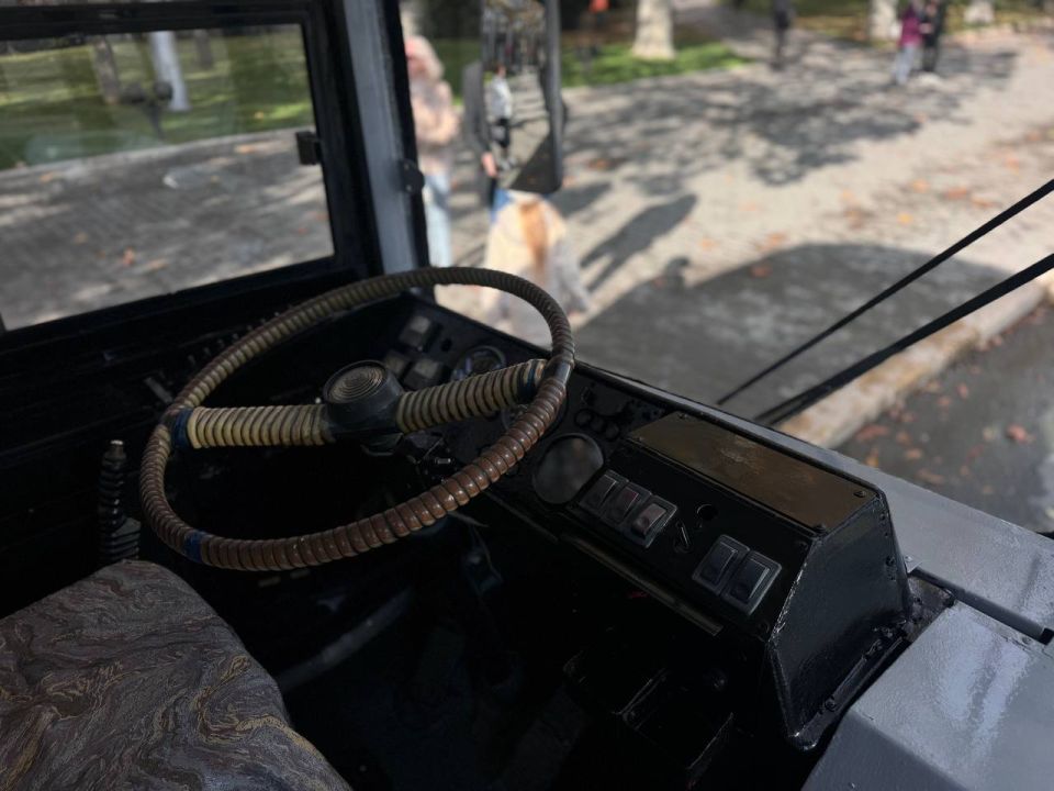 В 2026 году по центральному кольцу Севастополя могут запустить экскурсионные ретро-троллейбусы В 2026 году по центральному кольцу Севастополя могут запустить экскурсионные ретро-троллейбусы