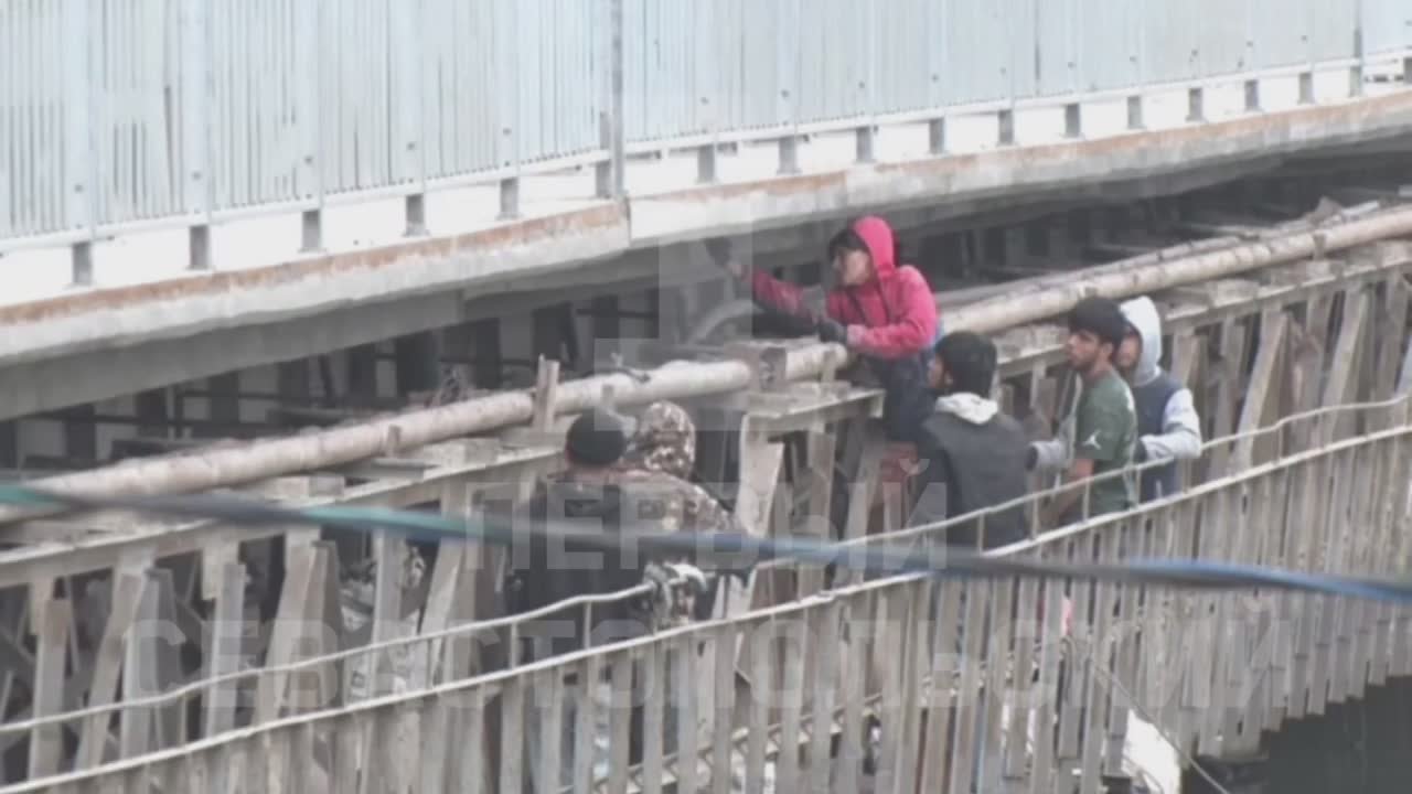 Из-за ремонта дороги на мосту в Инкермане – сбои в графике автобусов