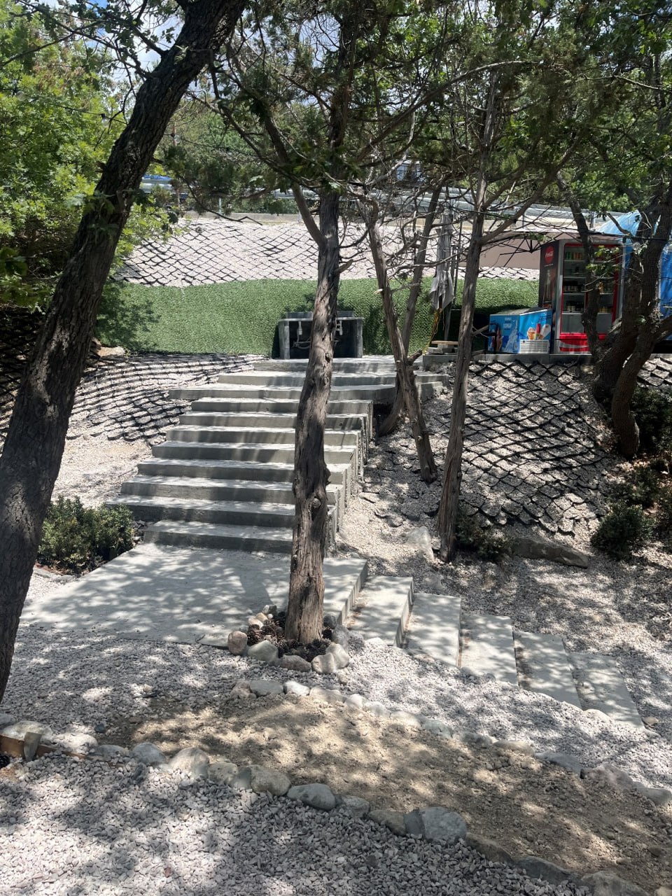 В Севастополе суд удовлетворил исковые требования природоохранного прокурора о взыскании ущерба с арендатора земельного участка за нарушение режима заказника «Ласпи» В Севастополе суд удовлетворил исковые требования природоохранного прокурора о взыскании ущерба с арендатора земельного участка за нарушение режима заказника «Ласпи»