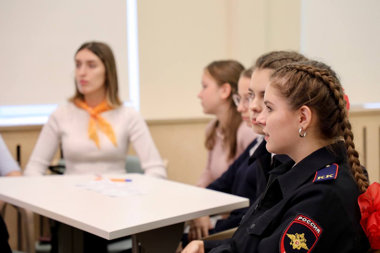 Региональный ресурсный центр Всероссийского проекта «Навигаторы детства» провел интеллектуальную викторину «Подвиг учителей в годы Великой Отечественной войны» Региональный ресурсный центр Всероссийского проекта «Навигаторы детства» провел интеллектуальную викторину «Подвиг учителей в годы Великой Отечественной войны»