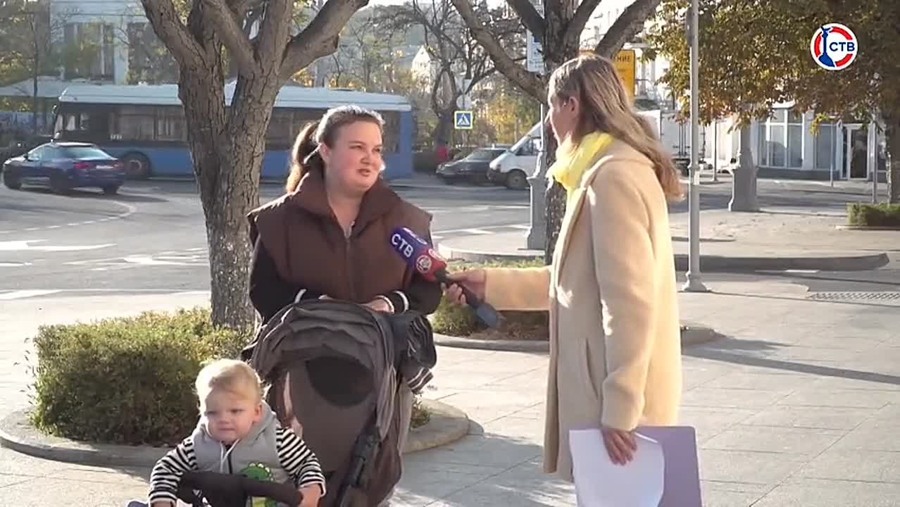 Какая помощь положена севастопольским семьям при рождении ребёнка?