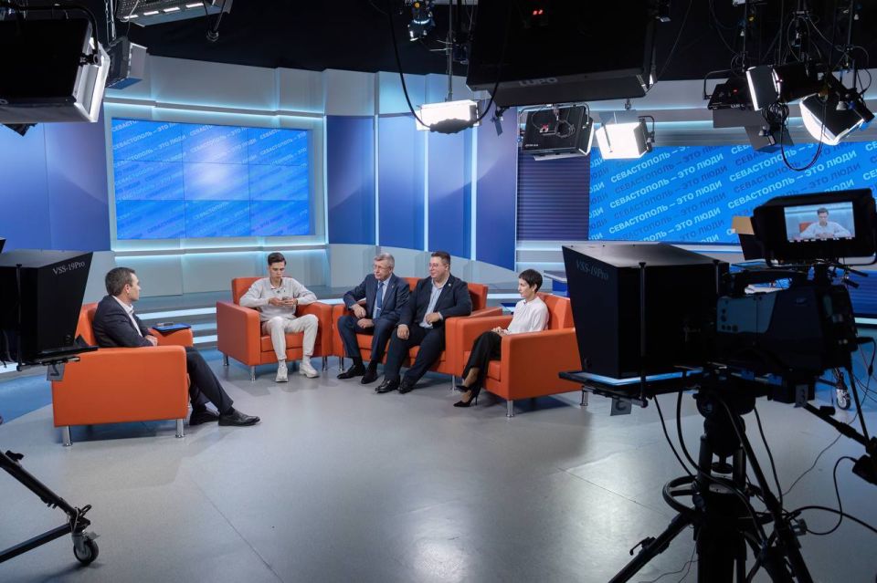 ����������� ����������� ��������� ������������ ������������ ������������� ������ ����������� ������ ������� ������ ������� � ��������� ���������� ���, ����������� 50-����� ������������ ������