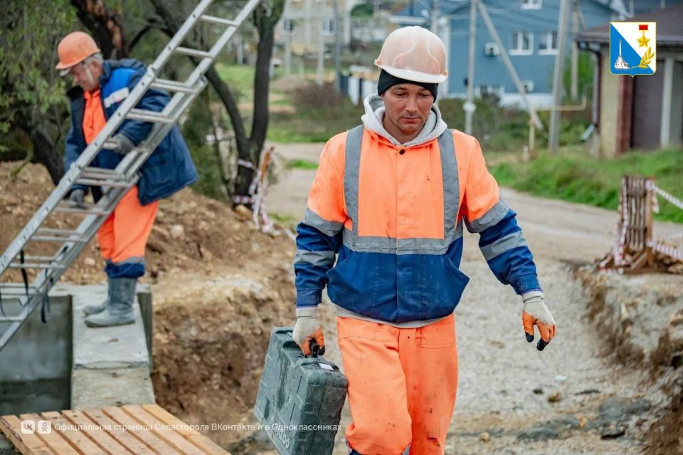 � ������ ����� ����-���� ������� ������ ����� ��������������-�������� �������