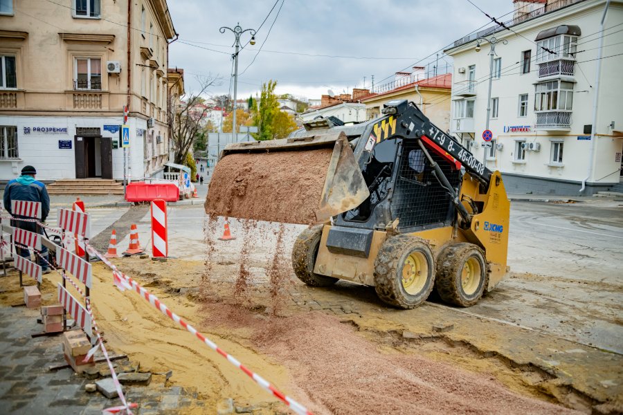 Движение по улице Адмирала Октябрьского откроют летом 2026 года Движение по улице Адмирала Октябрьского откроют летом 2026 года