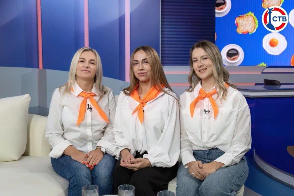 Просыпайтесь вместе с хорошими новостями и яркими эмоциями! Программа «Доброе утро, Севастополь!» подарит вам заряд позитива и отличное настроение на весь день Просыпайтесь вместе с хорошими новостями и яркими эмоциями! Программа «Доброе утро, Севастополь!» подарит вам заряд позитива и отличное настроение на весь день