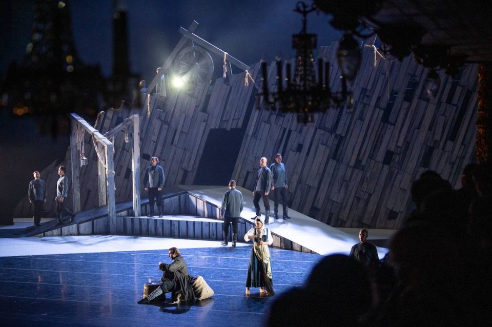 ������ ���������: �������� ������� � �����-����������