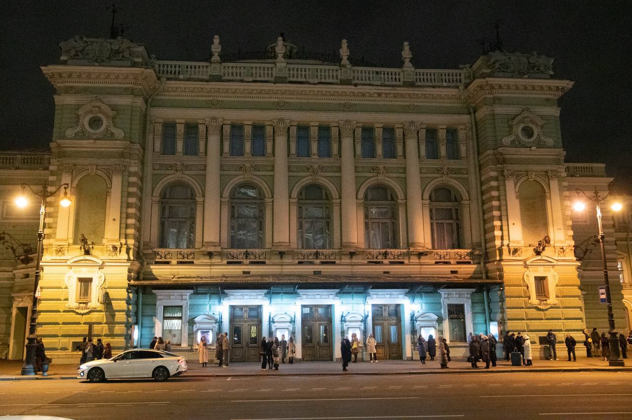 Михаил Развожаев поддержал труппу Севастопольского театра оперы и балета в Мариинском театре Санкт-Петербурга