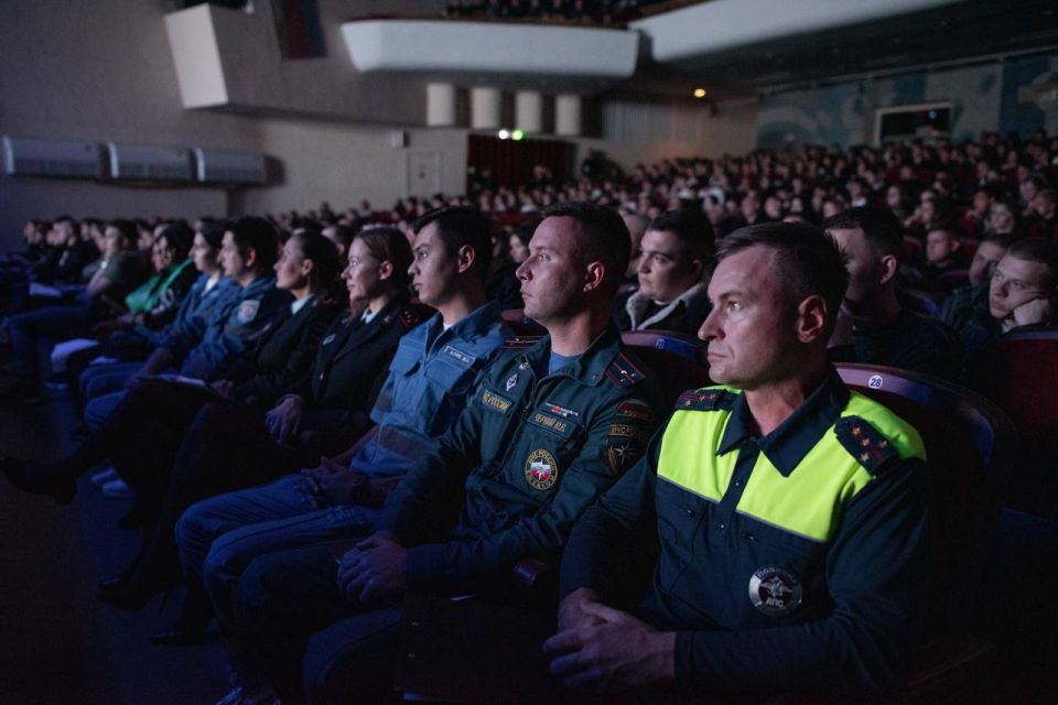 ���������� ���������������� ����������� ������������ ����������� � ������� �����-���� ��� ����� 1000 ������� �