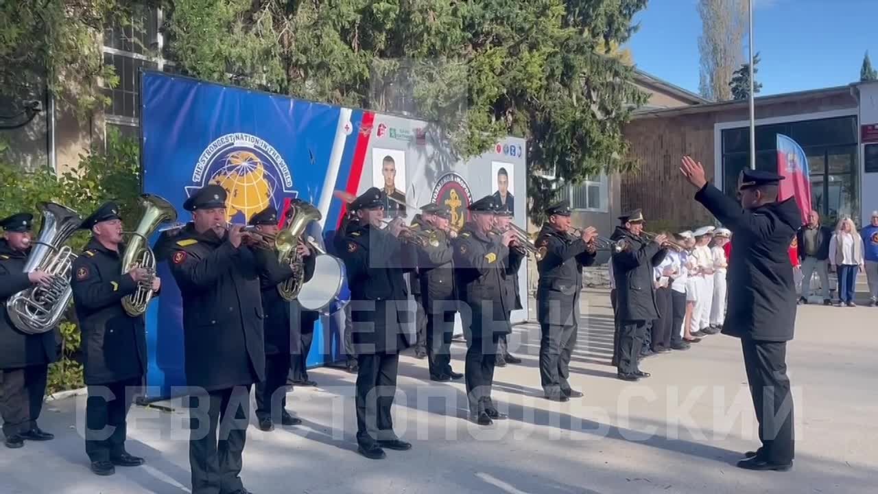 «Позывной морпех» в Терновке: школьники штурмуют тактическую эстафету
