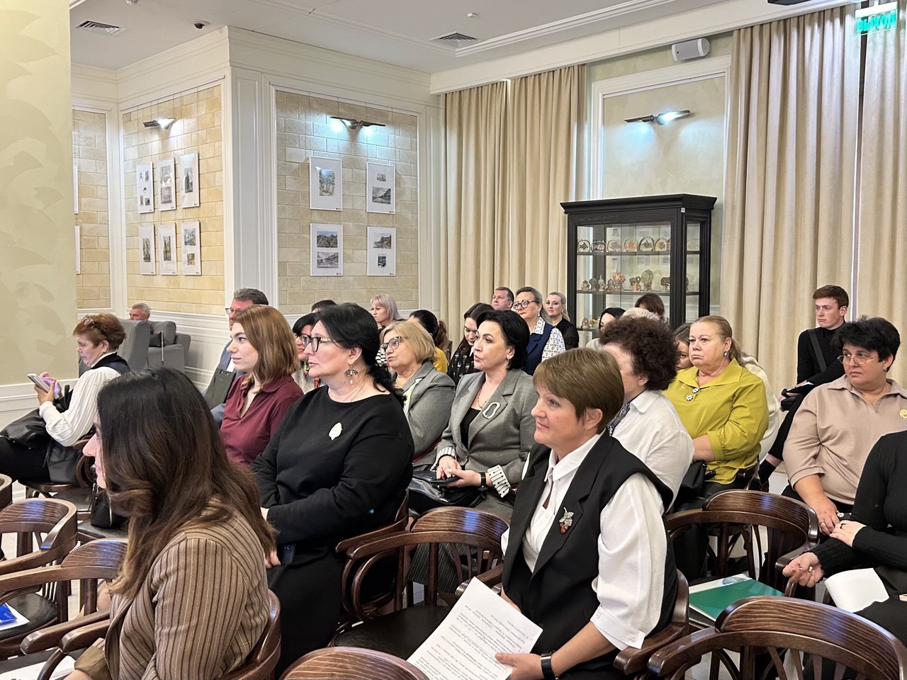 Севастопольские учреждения культуры представили проекты для участия во втором конкурсе Президентского фонда культурных инициатив Севастопольские учреждения культуры представили проекты для участия во втором конкурсе Президентского фонда культурных инициатив