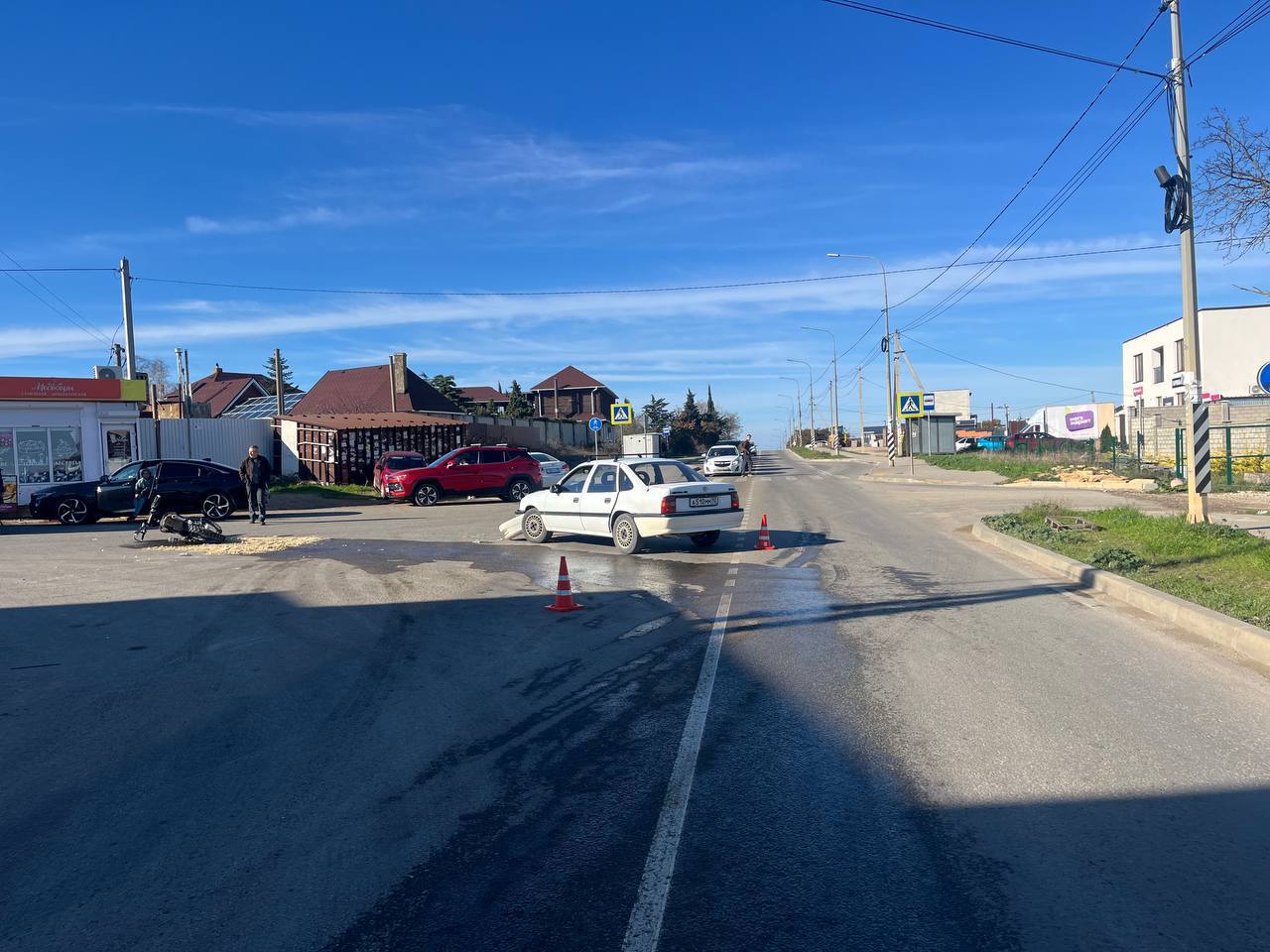 Госавтоинспекция установила предварительные обстоятельства ДТП с пострадавшим мотоциклистом на автодороге «Севастополь-порт бухта Камышовая-мыс Фиолент» Госавтоинспекция установила предварительные обстоятельства ДТП с пострадавшим мотоциклистом на автодороге «Севастополь-порт бухта Камышовая-мыс Фиолент»