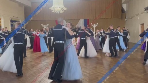 Осенний курсантский бал впервые за пять лет проходит во Дворце культуры рыбаков