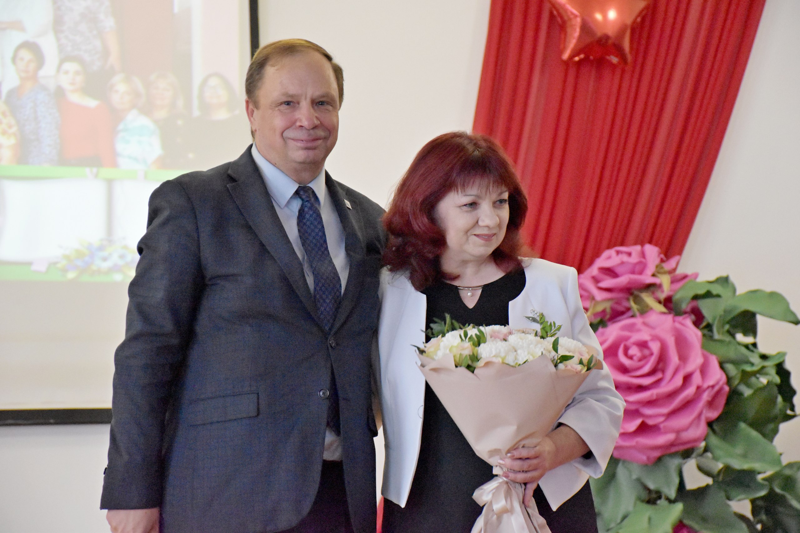 Александр Кулагин: Севастопольская гимназия № 24 имени Почетного гражданина Севастополя Эдуарда Аркадьевича Асадова отмечает свой юбилей, ей исполнилось 55 лет!