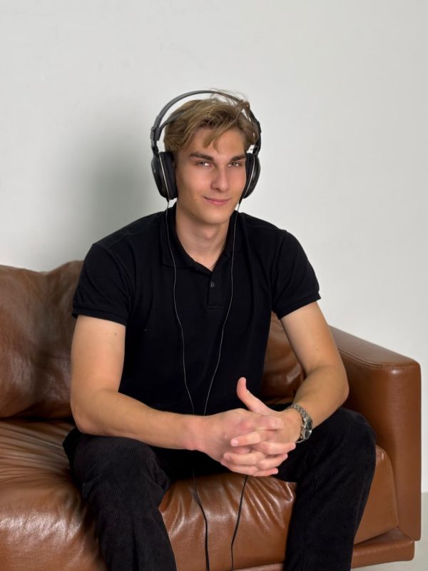 ������������ FM� ��������� ������� ���� �������� � ���������� �����