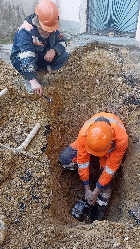 Водоканал: Рабочие моменты. Провели ремонтные работы на сетях водоснабжения Водоканал: Рабочие моменты. Провели ремонтные работы на сетях водоснабжения