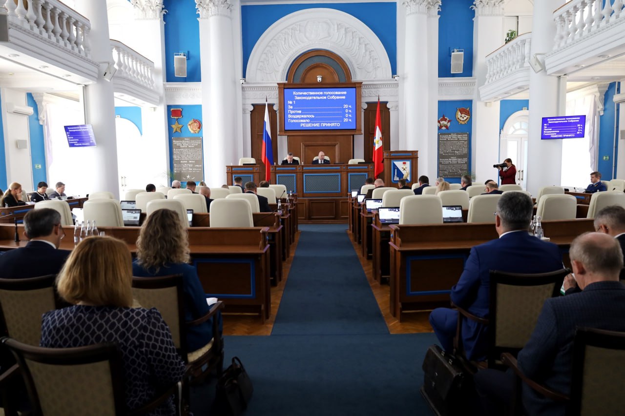 Исполняющий обязанности прокурора города Севастополя Дмитрий Теллин принял участие в рассмотрении бюджета города на 2026 год в Законодательном Собрании Севастополя Исполняющий обязанности прокурора города Севастополя Дмитрий Теллин принял участие в рассмотрении бюджета города на 2026 год в Законодательном Собрании Севастополя