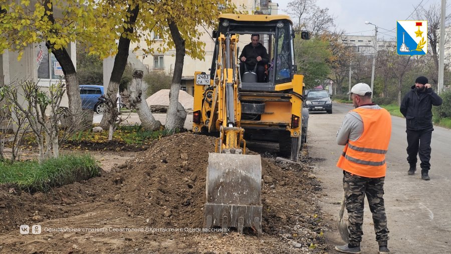 В декабре на улице Лобанова построят новый тротуар В декабре на улице Лобанова построят новый тротуар