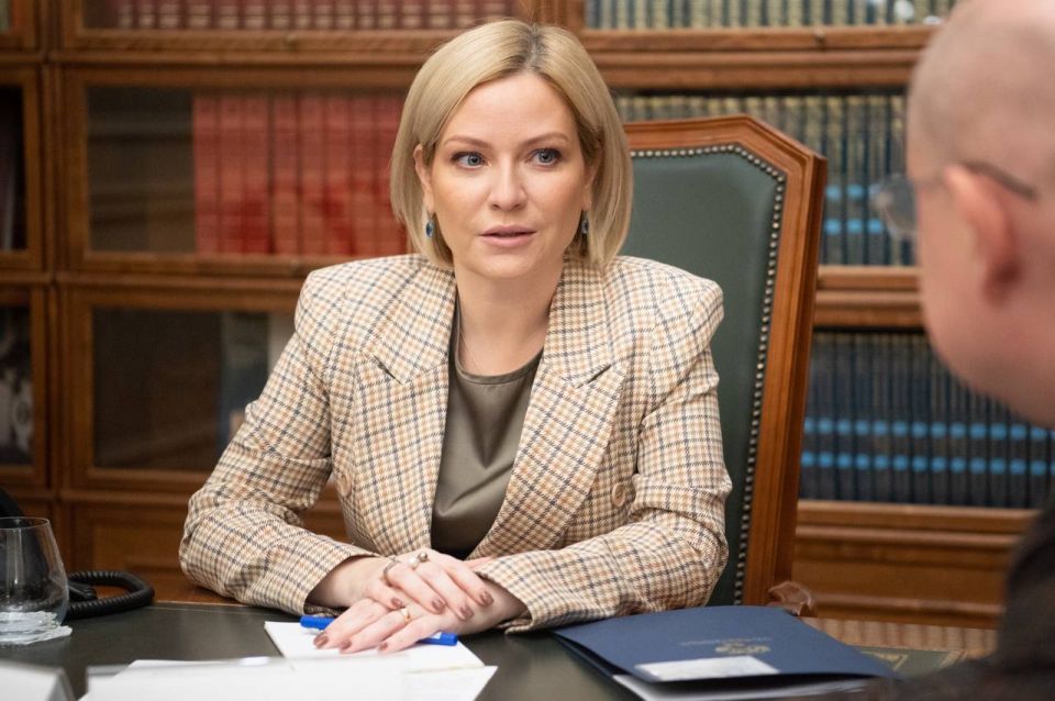 � ����������� �������� ���������� ������������ � ��������� ������� �������������