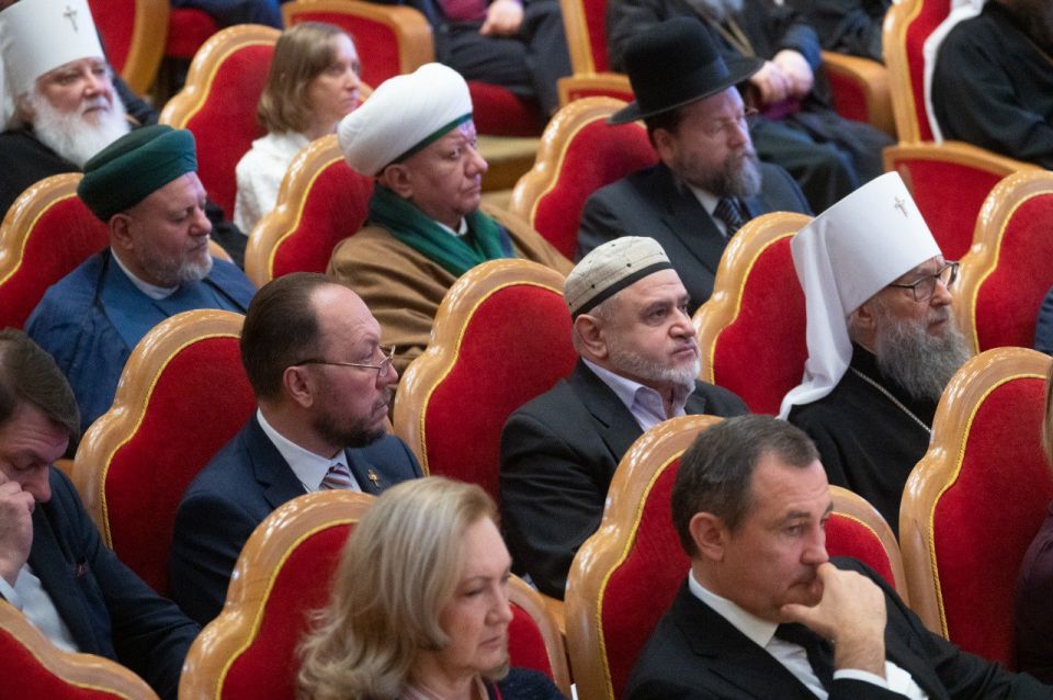 ��������� ���������: ������� � ������ ���������� ��������� ��������� XXVII ���������� �������� ��������� ������ (����)