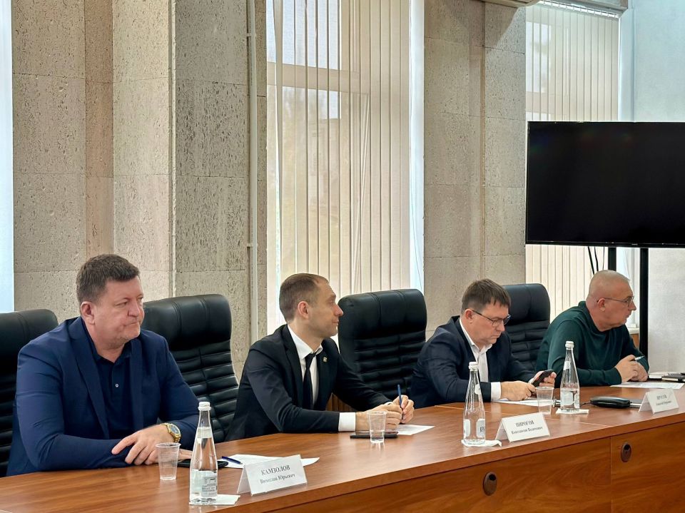 Владимир Немцев: Накануне в Законодательном Собрании Севастополя состоялось расширенное заседание комитета по городской инфраструктуре Владимир Немцев: Накануне в Законодательном Собрании Севастополя состоялось расширенное заседание комитета по городской инфраструктуре