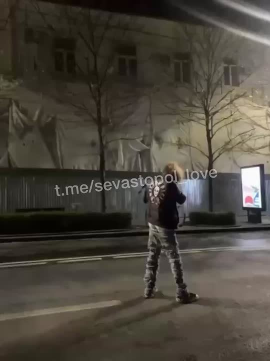 Арбалетчиком с Большой Морской заинтересовалась полиция