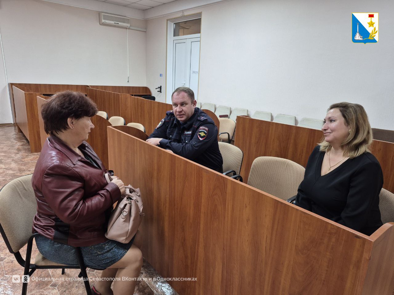 Более 30 севастопольских семей получили юридические консультации в День правовой помощи Более 30 севастопольских семей получили юридические консультации в День правовой помощи