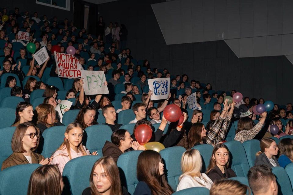Анастасия Трушкина и Ростислав Семенюта стали лучшими студентами Севастополя Анастасия Трушкина и Ростислав Семенюта стали лучшими студентами Севастополя