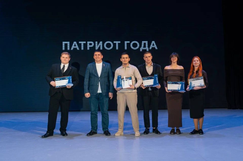 Анастасия Трушкина и Ростислав Семенюта стали лучшими студентами Севастополя Анастасия Трушкина и Ростислав Семенюта стали лучшими студентами Севастополя