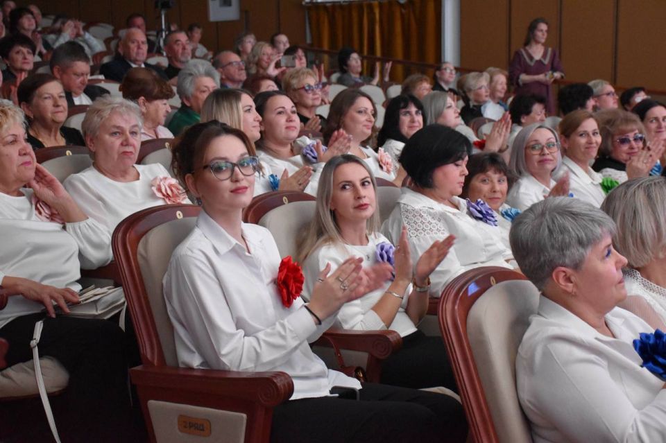 ������������ ����� � 30 ����� ����� ���������� ����� �.�. ������� 115 ���