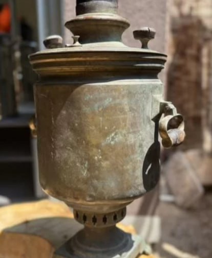 Три самых необычных объявления в городе по версии интернет-редакции "Вести Севастополь" Три самых необычных объявления в городе по версии интернет-редакции "Вести Севастополь"