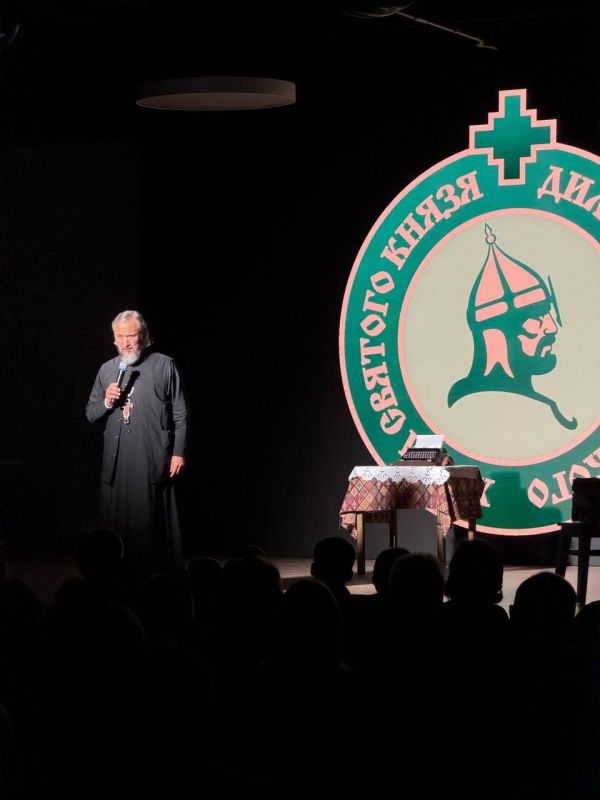 В «Новом Херсонесе» показали спектакль «Куликово поле» В «Новом Херсонесе» показали спектакль «Куликово поле»