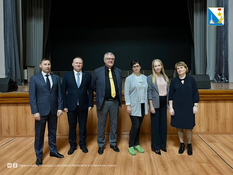 ���� �������� ������ � ��������� ��������������� �������� � ������������������ �� ���� �����