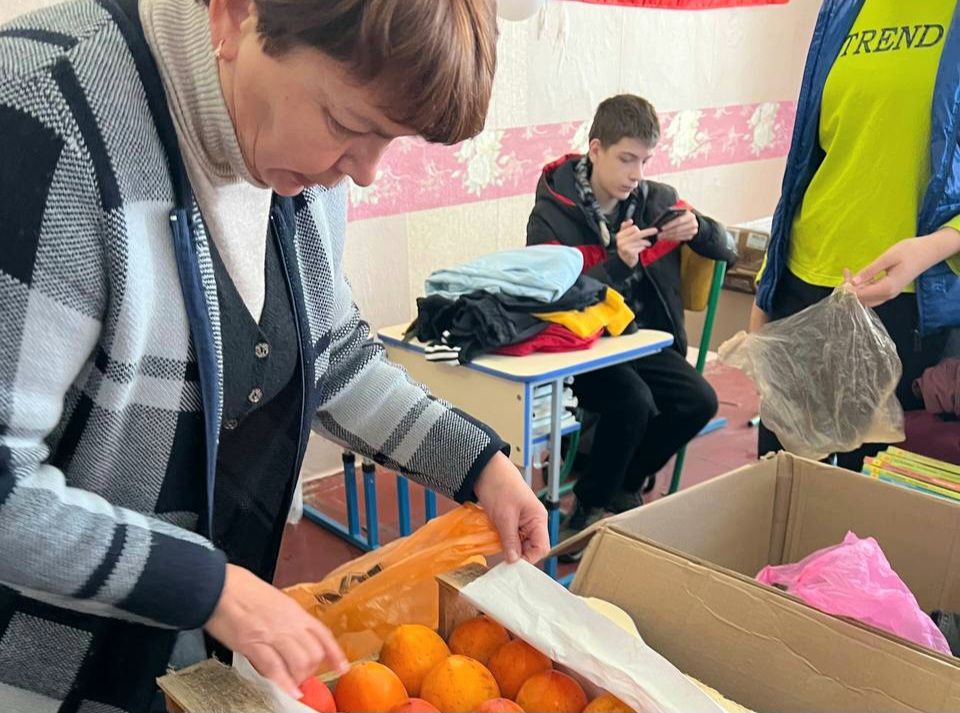 «Дети нас ждали. Как ждут раз в году Деда Мороза...» «Дети нас ждали. Как ждут раз в году Деда Мороза...»