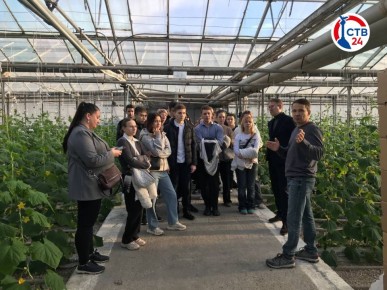 Ученики агроклассов севастопольской школы №17 побывали на предприятии «Севагросоюз»