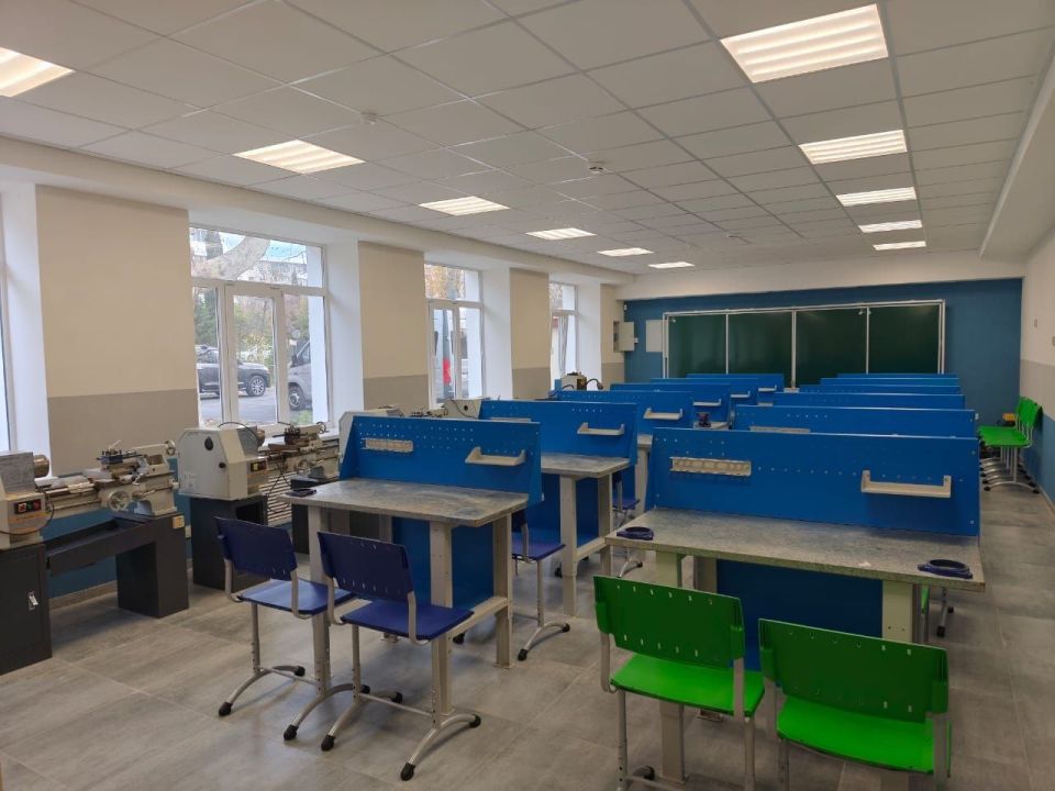 Дмитрий Белик: Принял участие в выездном совещании в школе №34 имени Александра Шостака, которое прошло под руководством Губернатора Севастополя Михаила Владимировича Развожаева Дмитрий Белик: Принял участие в выездном совещании в школе №34 имени Александра Шостака, которое прошло под руководством Губернатора Севастополя Михаила Владимировича Развожаева