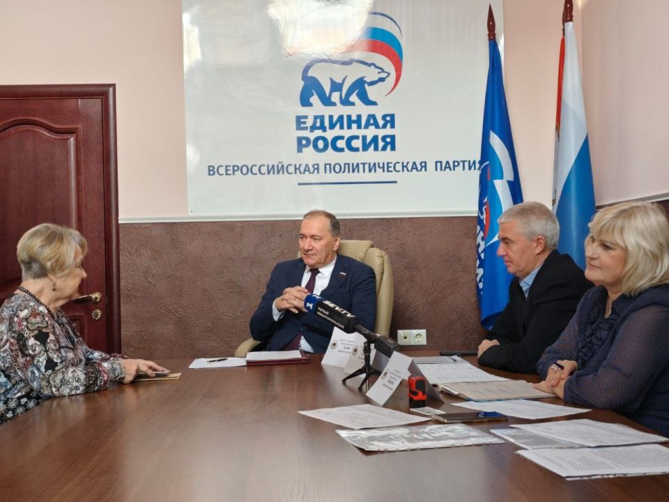 Дмитрий Белик: В рамках региональной недели провел прием граждан Дмитрий Белик: В рамках региональной недели провел прием граждан