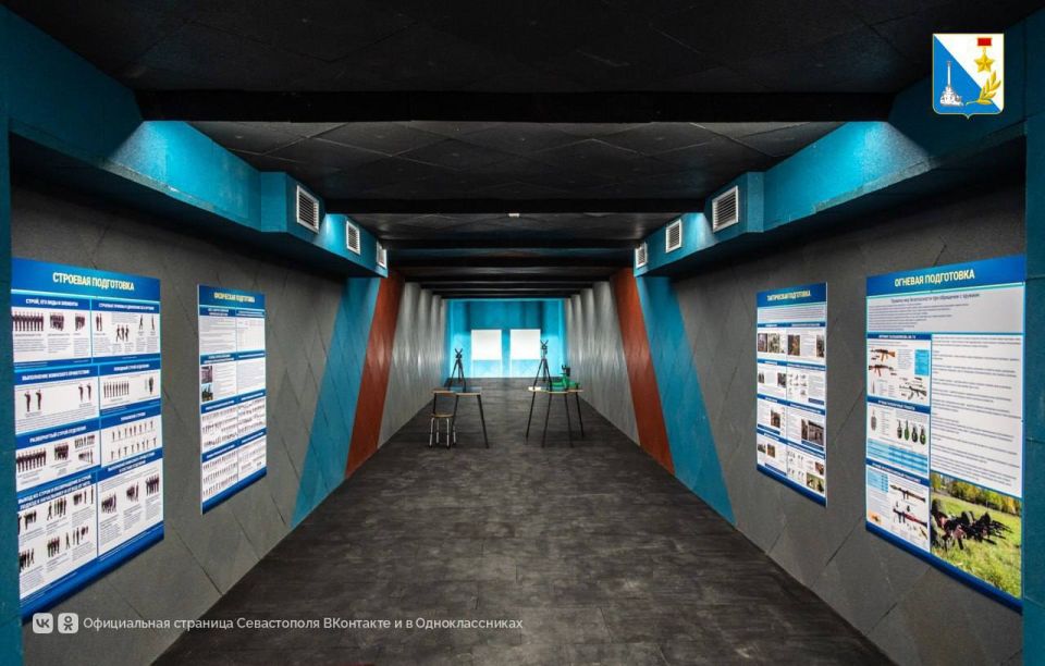 Губернатор Михаил Развожаев проверил ход капремонта в школе №34 Губернатор Михаил Развожаев проверил ход капремонта в школе №34