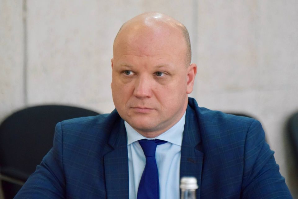 Владимир Немцев: Сегодня на пленарном заседании Законодательного Собрания города Севастополя были утверждены кандидатуры заместителей Губернатора Севастополя Владимир Немцев: Сегодня на пленарном заседании Законодательного Собрания города Севастополя были утверждены кандидатуры заместителей Губернатора Севастополя