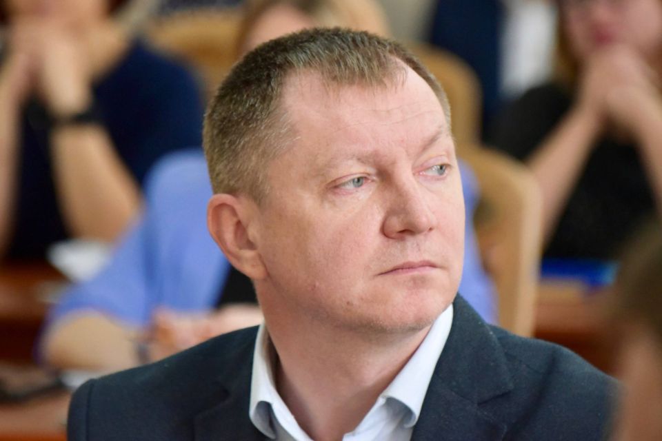 Владимир Немцев: Сегодня на пленарном заседании Законодательного Собрания города Севастополя были утверждены кандидатуры заместителей Губернатора Севастополя Владимир Немцев: Сегодня на пленарном заседании Законодательного Собрания города Севастополя были утверждены кандидатуры заместителей Губернатора Севастополя