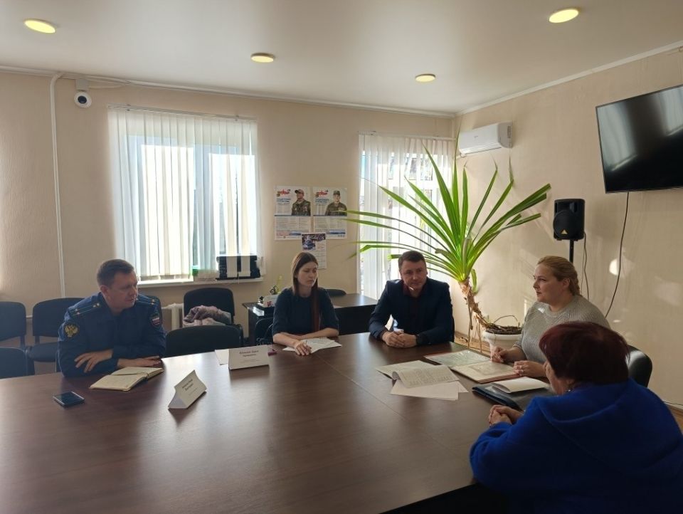 Выездной приём Прокуратуры Нахимовского района совместно с уполномоченным по правам человека Выездной приём Прокуратуры Нахимовского района совместно с уполномоченным по правам человека